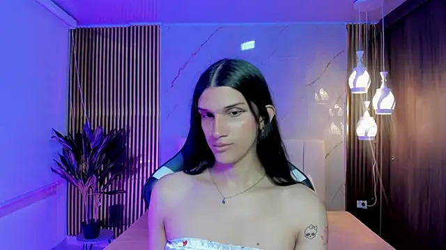 Bianca baldwin  online show from December 17, 2025, 8:48 pm