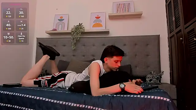 Snapshot of sebastamayo_ chatting on December 19, 2025, 8:49 pm sebastamayo online show from December 19, 2025, 8:49 pm