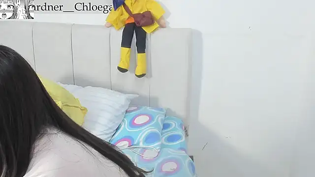  Chloe gardner online show from December 19, 2025, 11:12 pm