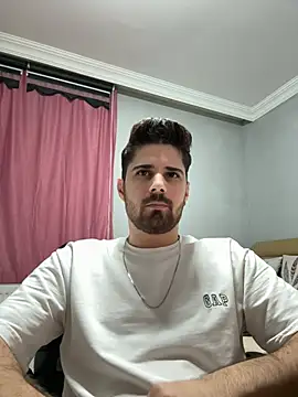 berke3424 online show from February 15, 2026, 12:07 am