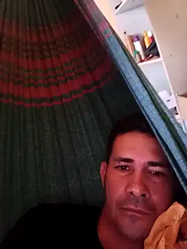 Snapshot of Juven1632 chatting on February 22, 2026, 12:36 pm Juven1632 online show from February 22, 2026, 12:36 pm