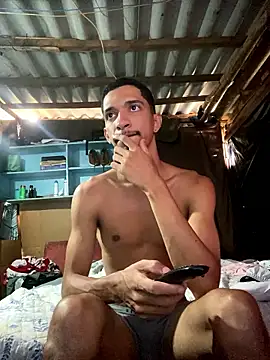 Snapshot of rocchw chatting on January 14, 2026, 2:55 pm rocchw online show from January 14, 2026, 2:55 pm