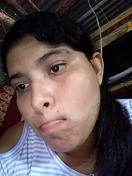 Rousse uwu online show from February 19, 2026, 6:48 pm