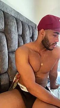 DominicHunter online show from December 16, 2025, 8:58 pm