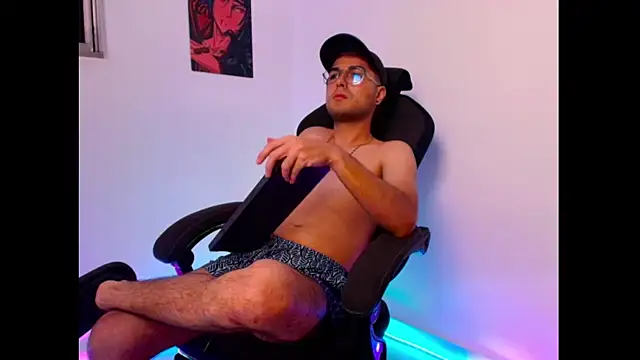 MaverickDrift online show from December 14, 2025, 5:24 am