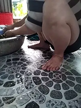 Snapshot of thoconxx chatting on December 14, 2025, 11:53 pm thoconxx online show from December 14, 2025, 11:53 pm