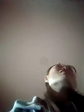 Snapshot of Salaal08 chatting on December 15, 2025, 2:05 am Salaal08 online show from December 15, 2025, 2:05 am