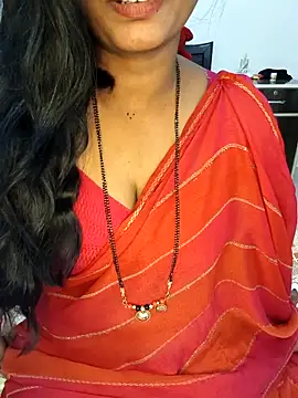 Snapshot of Rachu_love chatting on December 16, 2025, 11:48 am Rachu love online show from December 16, 2025, 11:48 am