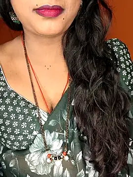 Snapshot of Rachu_love chatting on May 22, 2026, 6:02 pm Rachu love online show from May 22, 2026, 6:02 pm