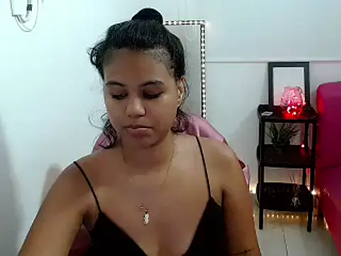 Snapshot of Shawnycarson chatting on May 3, 2026, 3:07 pm Shawnycarson online show from May 3, 2026, 3:07 pm