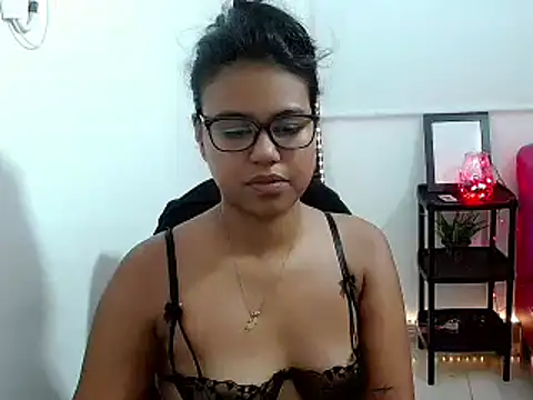 Snapshot of Shawnycarson chatting on May 25, 2026, 6:14 pm Shawnycarson online show from May 25, 2026, 6:14 pm