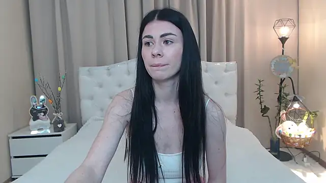 Snapshot of MilaSecret55 chatting on April 10, 2026, 6:18 am MilaSecret55 online show from April 10, 2026, 6:18 am