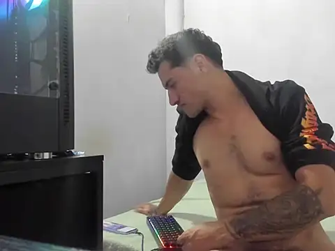 Snapshot of jhonduglas chatting on December 19, 2025, 4:52 am jhonduglas online show from December 19, 2025, 4:52 am