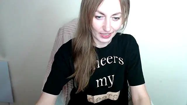 LiaSeass  online show from May 12, 2026, 12:46 pm