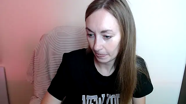 LiaSeass  online show from July 2, 2026, 11:05 am