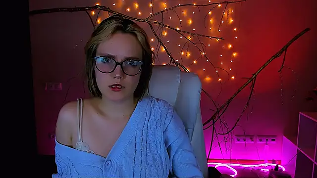 madeline doll online show from February 26, 2026, 8:30 pm