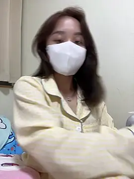 Snapshot of Baby22223 chatting on March 26, 2026, 1:06 pm Baby22223 online show from March 26, 2026, 1:06 pm