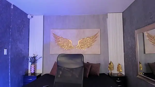 ariaa belle online show from March 22, 2026, 3:21 am