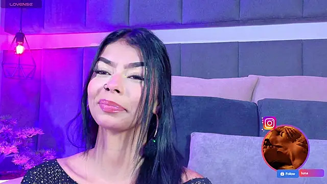 luna blannco online show from March 23, 2026, 1:59 pm