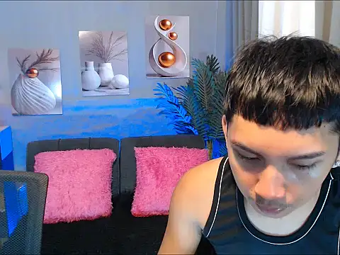 dylan hardfucker online show from February 20, 2026, 1:33 pm