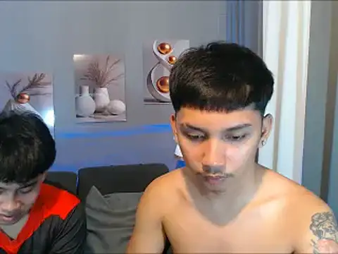 dylan hardfucker online show from March 21, 2026, 3:33 am