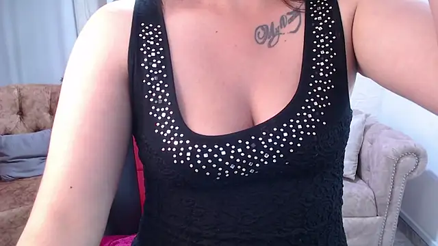 Snapshot of amanda_rousee chatting on May 7, 2026, 3:34 am amanda rousee online show from May 7, 2026, 3:34 am