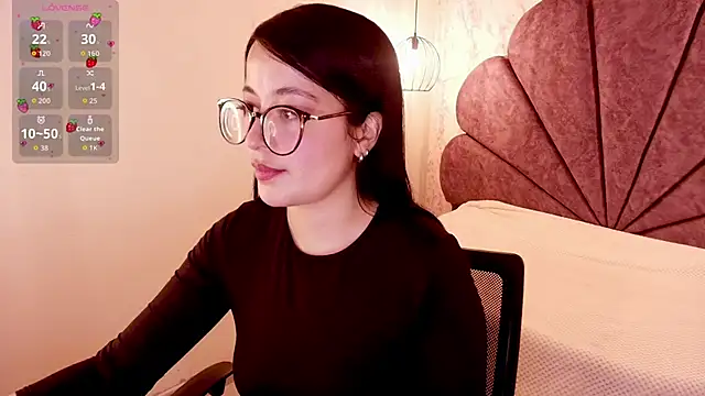 Lovely-martina online show from January 15, 2026, 7:39 pm