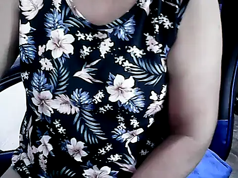 Snapshot of ChaChaMoreno_Palangga chatting on December 14, 2025, 12:27 am ChaChaMoreno Palangga online show from December 14, 2025, 12:27 am