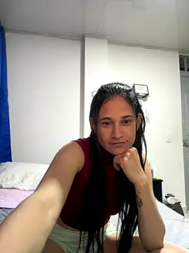 Katia Lina online show from December 16, 2025, 4:06 am