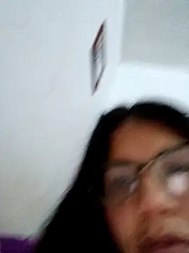 Snapshot of pig_piggy chatting on December 14, 2025, 2:55 pm pig piggy online show from December 14, 2025, 2:55 pm