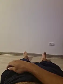 Snapshot of EarlyishYears chatting on December 14, 2025, 4:40 am EarlyishYears online show from December 14, 2025, 4:40 am