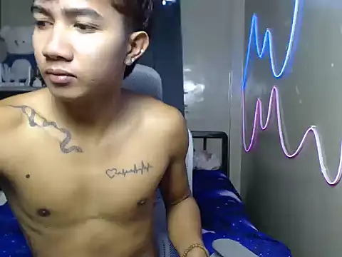 Snapshot of Ur_hottestjonny chatting on June 11, 2026, 10:41 pm Ur hottestjonny online show from June 11, 2026, 10:41 pm