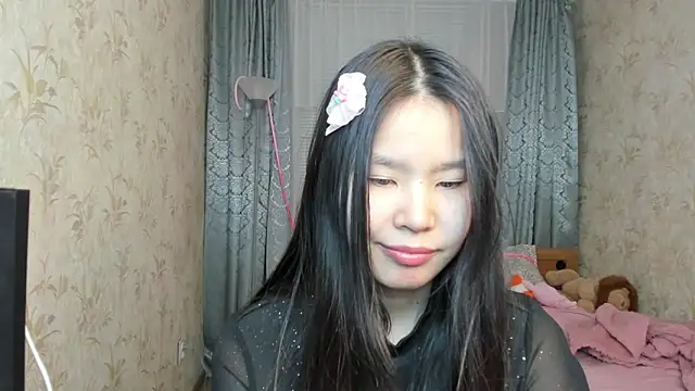 amiya cute online show from March 6, 2026, 6:59 pm