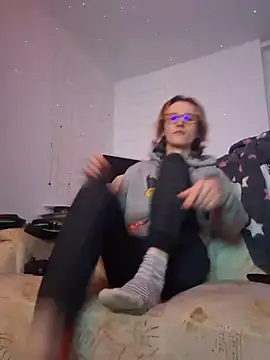 KoruYang online show from December 21, 2025, 9:22 pm