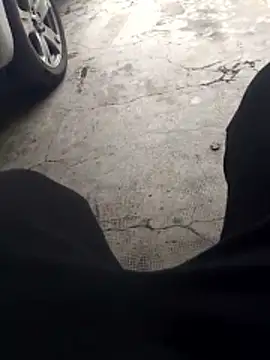 Snapshot of Mar81 chatting on February 4, 2026, 12:22 pm Mar81 online show from February 4, 2026, 12:22 pm