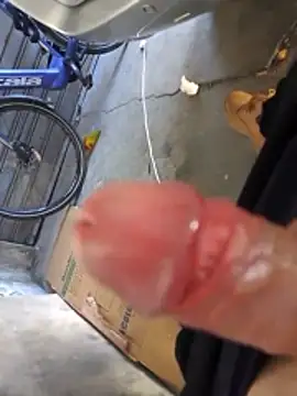 Snapshot of Mar81 chatting on February 13, 2026, 1:29 pm Mar81 online show from February 13, 2026, 1:29 pm