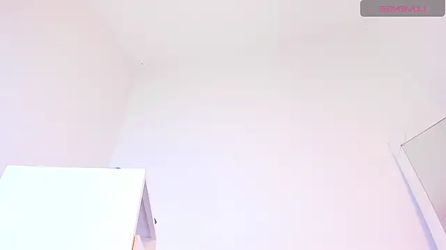 Snapshot of Silvanna-Casstro chatting on May 21, 2026, 11:28 am Silvanna-Casstro online show from May 21, 2026, 11:28 am
