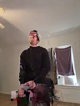 Snapshot of Swa_bae chatting on December 15, 2025, 6:56 pm Swa bae online show from December 15, 2025, 6:56 pm