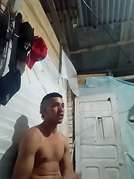 Snapshot of twobigscock23 chatting on March 10, 2026, 11:10 pm twobigscock23 online show from March 10, 2026, 11:10 pm