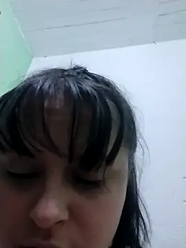 Snapshot of Bluesky-668 chatting on December 15, 2025, 2:16 am Bluesky-668 online show from December 15, 2025, 2:16 am