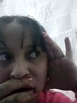 Snapshot of Bluesky-668 chatting on December 19, 2025, 3:24 am Bluesky-668 online show from December 19, 2025, 3:24 am