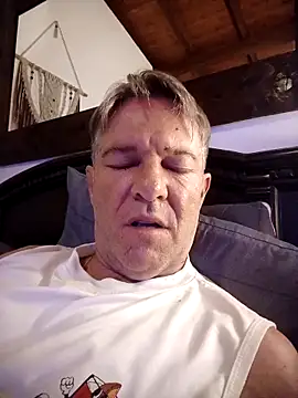 TommyLopez online show from February 2, 2026, 2:43 am