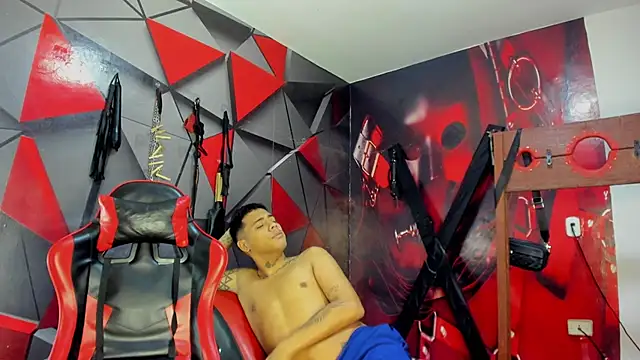 Hot Boys 69 online show from February 12, 2026, 12:00 pm