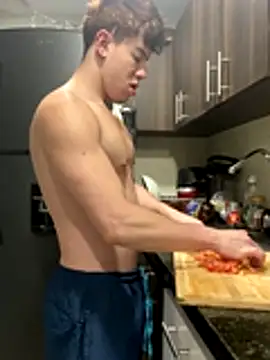 maxxcooper1 online show from December 19, 2025, 11:12 pm