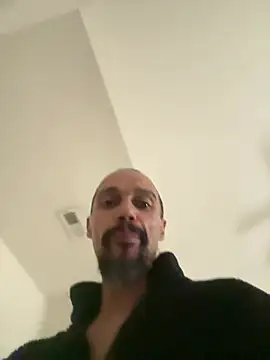 faces818 online show from April 30, 2026, 4:35 pm