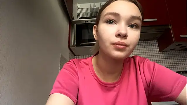 Snapshot of Leifuture chatting on February 13, 2026, 7:04 am Leifuture online show from February 13, 2026, 7:04 am