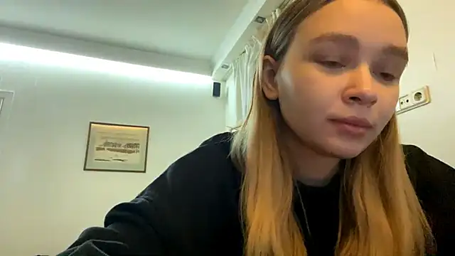 Snapshot of Leifuture chatting on February 24, 2026, 4:05 pm Leifuture online show from February 24, 2026, 4:05 pm