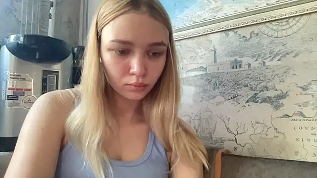 Snapshot of Leifuture chatting on July 1, 2026, 4:03 am Leifuture online show from July 1, 2026, 4:03 am