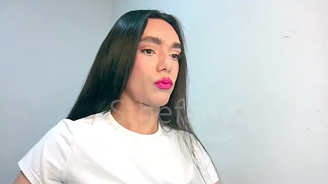 Sthefanyx2 online show from April 24, 2026, 12:57 am