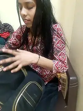 sexy shital online show from March 18, 2026, 3:20 am